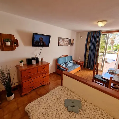 First Sealine Studio No 1 Directly On And Sea, Terrace, Heated Pool, Wifi * Playa de las Américas