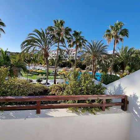 First Sealine Studio No 1 Directly On And Sea, Terrace, Heated Pool, Wifi