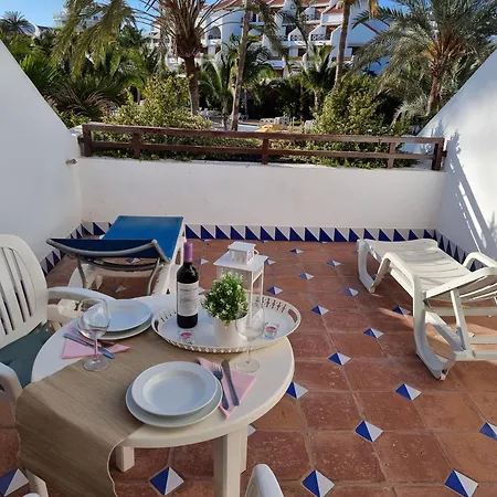 First Sealine Studio No 1 Directly On And Sea, Terrace, Heated Pool, Wifi