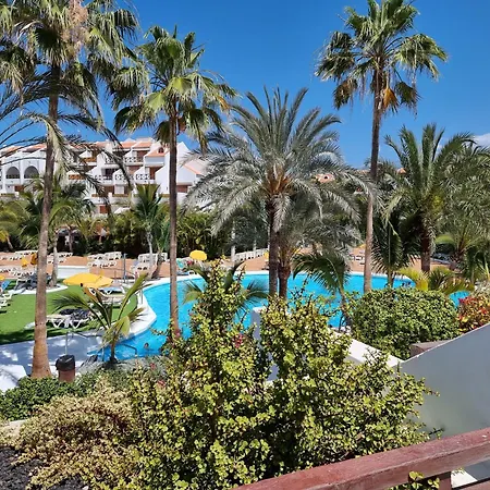 First Sealine Studio No 1 Directly On And Sea, Terrace, Heated Pool, Wifi